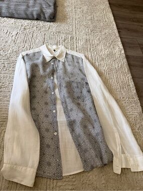 Men's White & Gray Patterned Long-Sleeve Button-Down Shirt